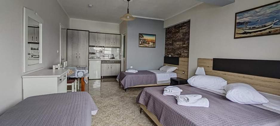 Hotel Klironomi Sarandë エクステリア 写真