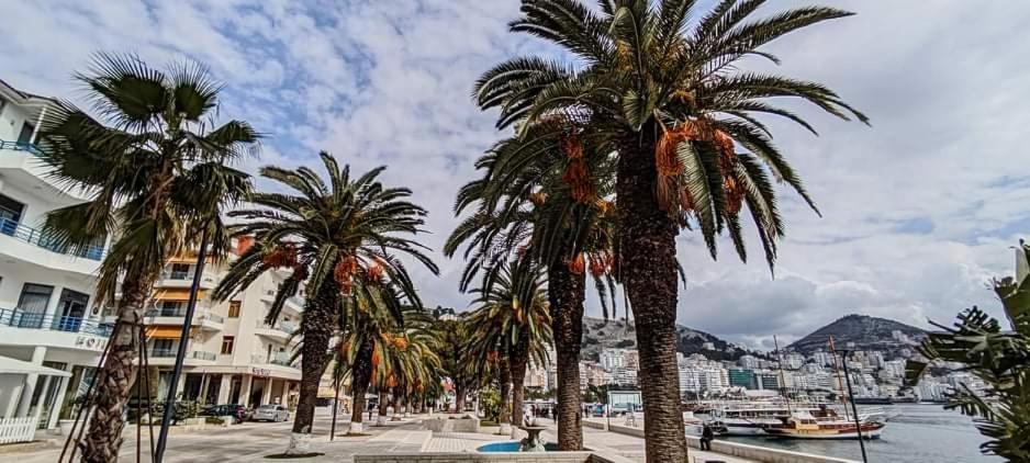 Hotel Klironomi Sarandë エクステリア 写真
