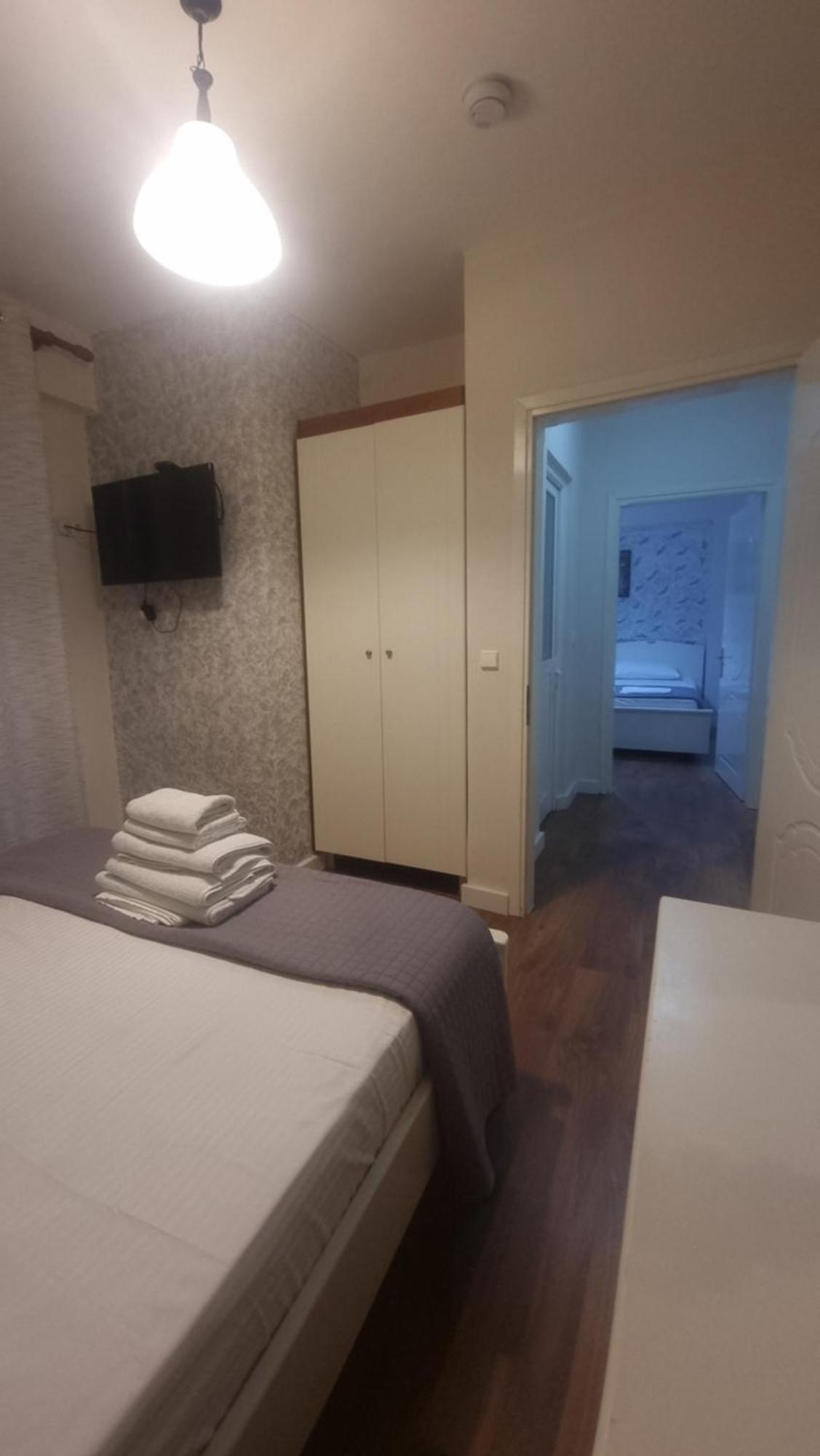 Hotel Klironomi Sarandë エクステリア 写真