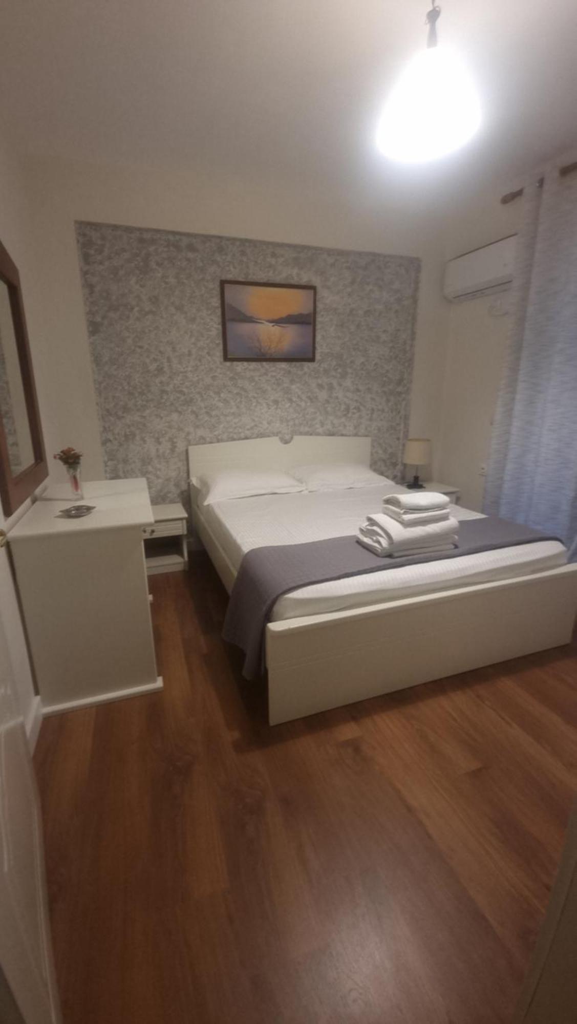 Hotel Klironomi Sarandë エクステリア 写真