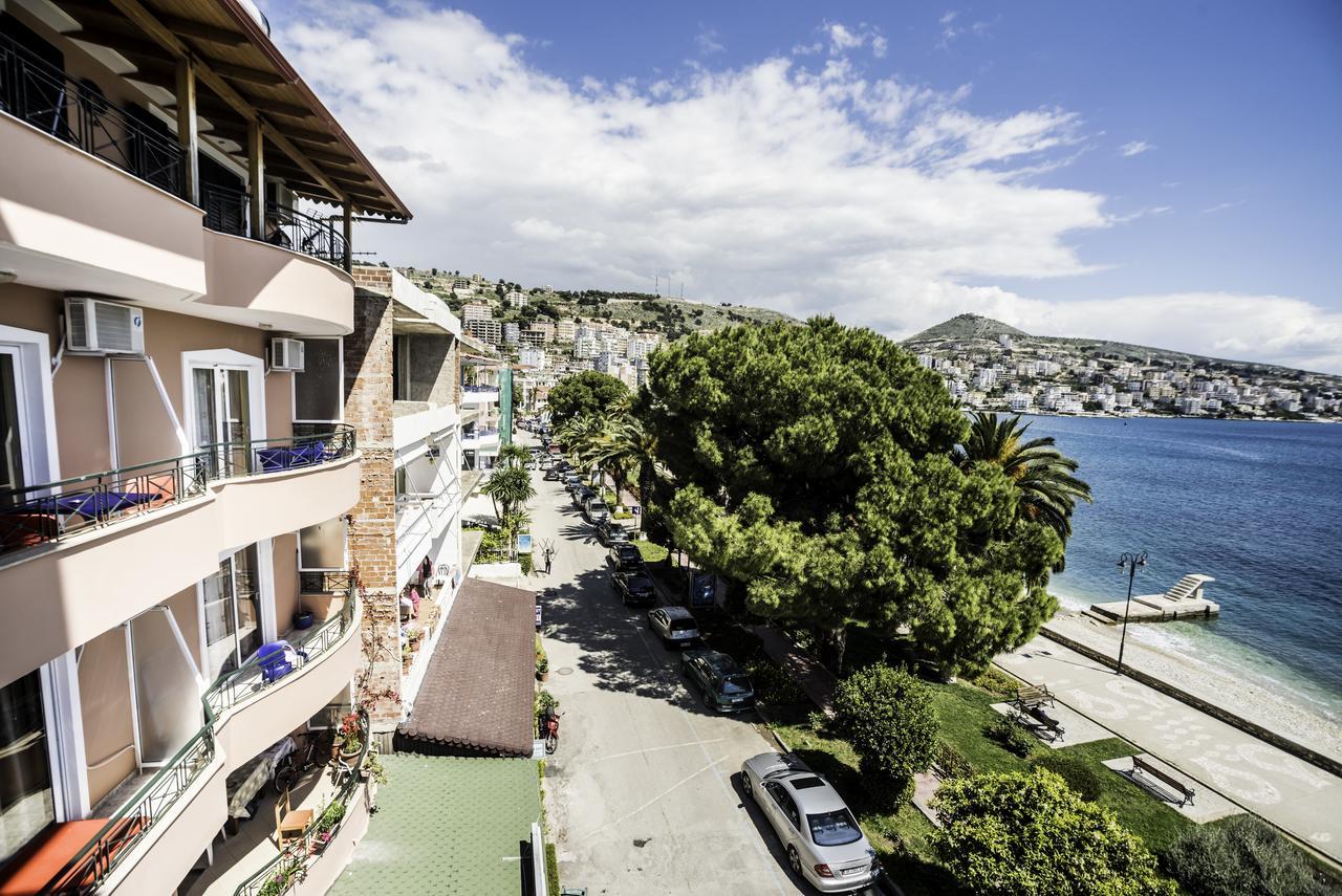 Hotel Klironomi Sarandë エクステリア 写真