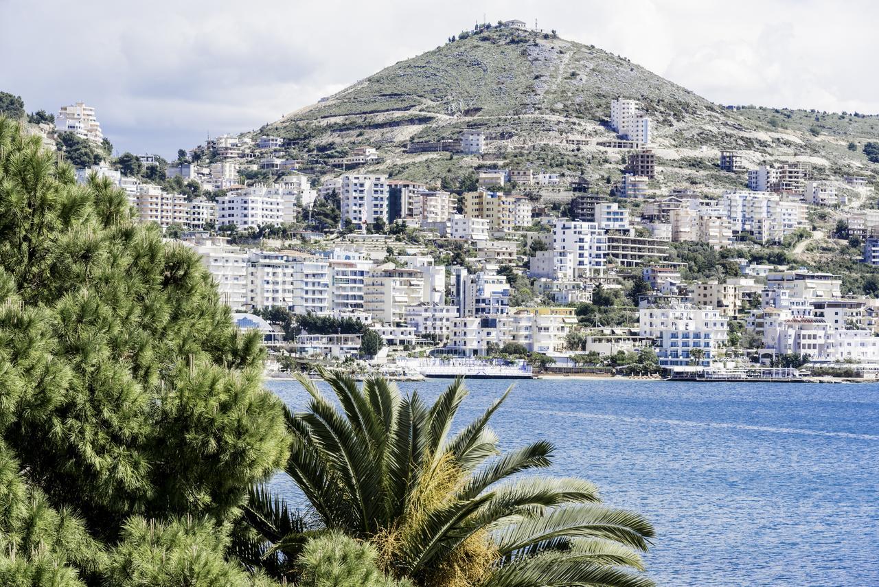 Hotel Klironomi Sarandë エクステリア 写真