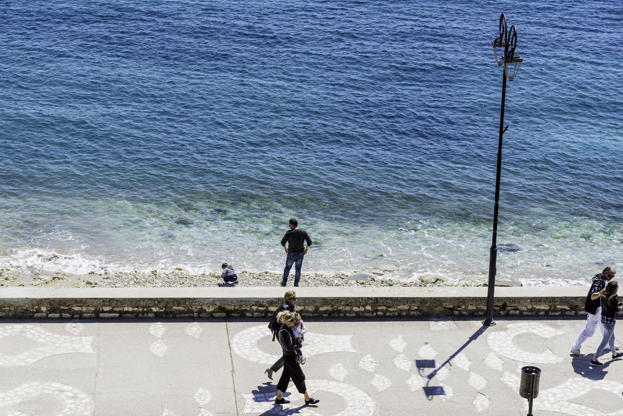 Hotel Klironomi Sarandë エクステリア 写真