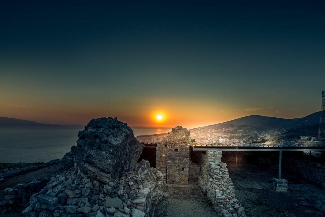 Hotel Klironomi Sarandë エクステリア 写真