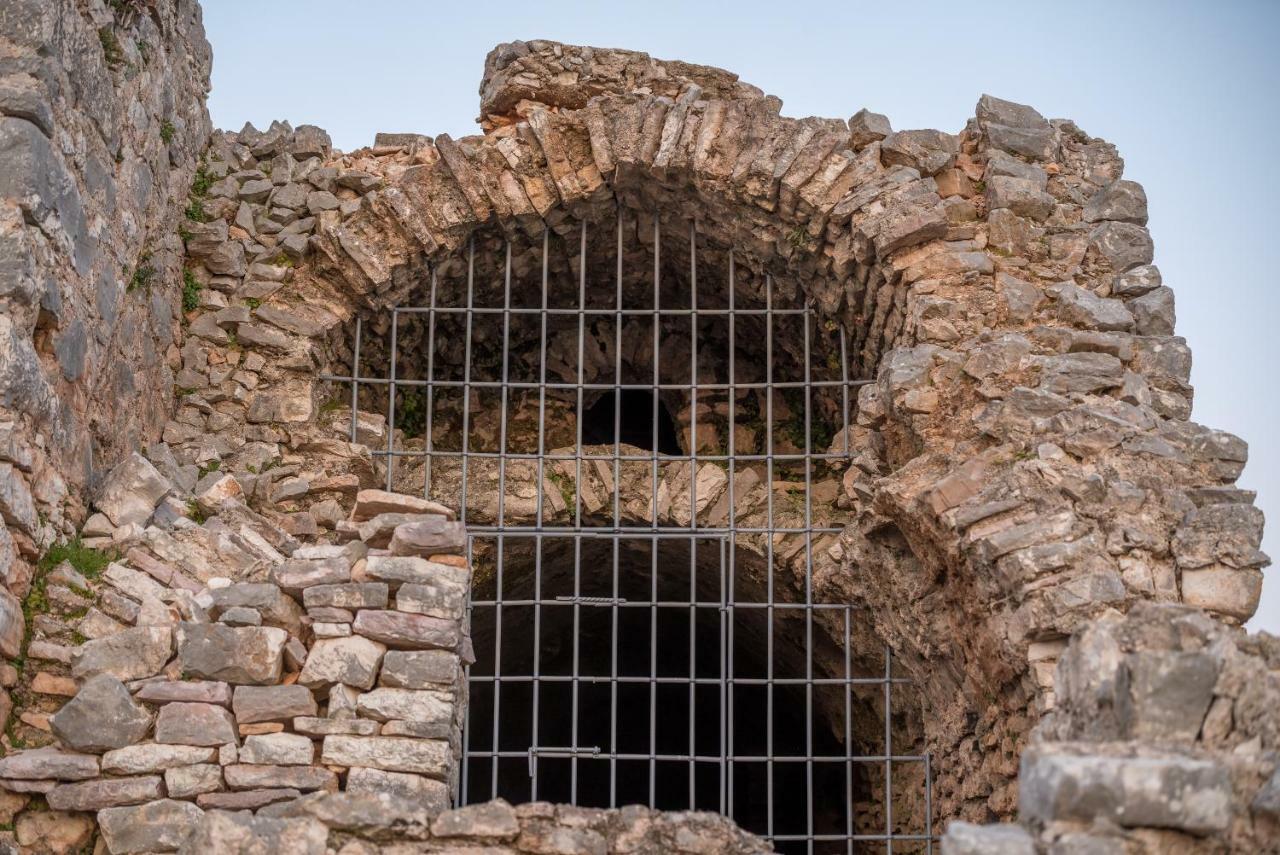 Hotel Klironomi Sarandë エクステリア 写真